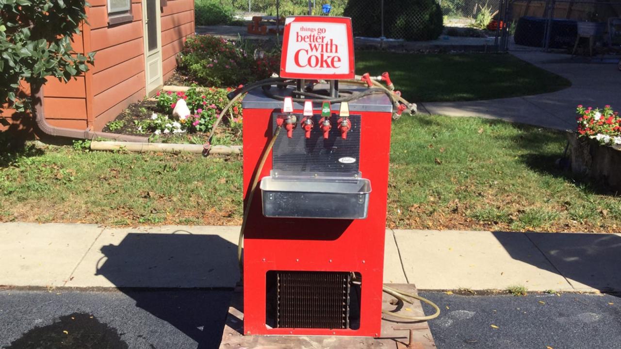 Coca-Cola Dispenser at Kissimmee 2021 as M459 - Mecum Auctions Coca-Cola Dispenser at Kissimmee 2021 as M459 - Mecum Auctions